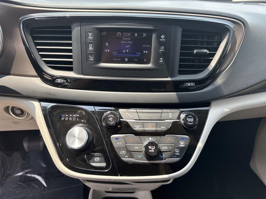 2017 Chrysler Pacifica Touring L, available for sale in Elida, Ohio | Josh's All Under Ten LLC. Elida, Ohio 2017 Chrysler Pacifica Touring L, available for sale in Elida, Ohio | Josh's All Under Ten LLC. Elida, Ohio