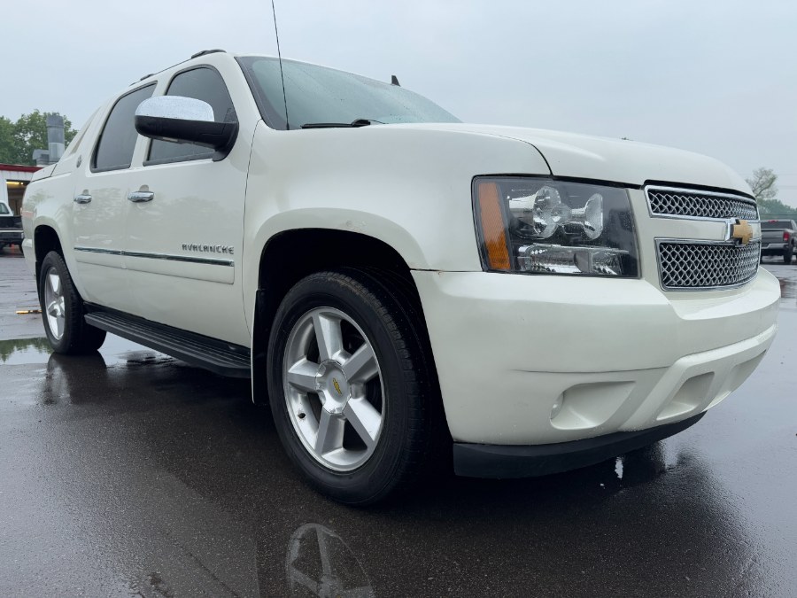 2013 Chevrolet Avalanche 4WD Crew Cab LTZ, available for sale in Ortonville, Michigan | Marsh Auto Sales LLC. Ortonville, Michigan 2013 Chevrolet Avalanche 4WD Crew Cab LTZ, available for sale in Ortonville, Michigan | Marsh Auto Sales LLC. Ortonville, Michigan