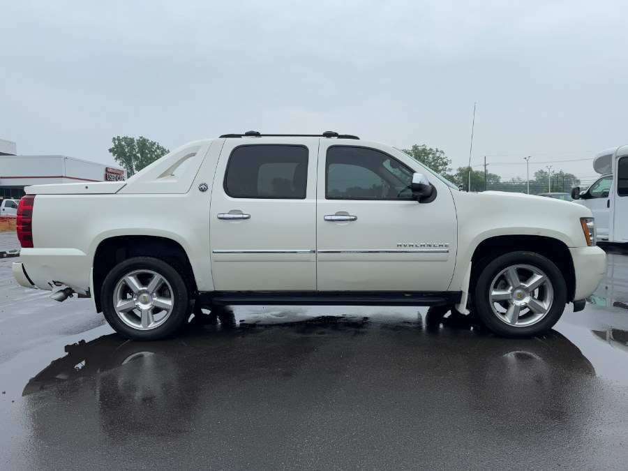 2013 Chevrolet Avalanche 4WD Crew Cab LTZ, available for sale in Ortonville, Michigan | Marsh Auto Sales LLC. Ortonville, Michigan 2013 Chevrolet Avalanche 4WD Crew Cab LTZ, available for sale in Ortonville, Michigan | Marsh Auto Sales LLC. Ortonville, Michigan