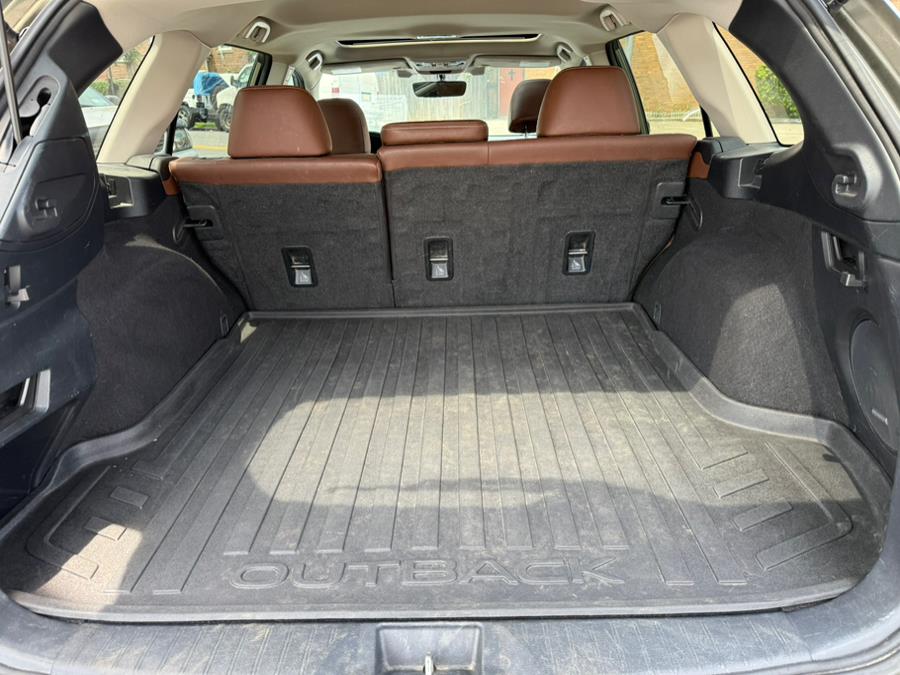 2018 Subaru Outback 3.6R Touring, available for sale in Brooklyn, New York | Worlds Best Auto Inc. Brooklyn, New York 2018 Subaru Outback 3.6R Touring, available for sale in Brooklyn, New York | Worlds Best Auto Inc. Brooklyn, New York
