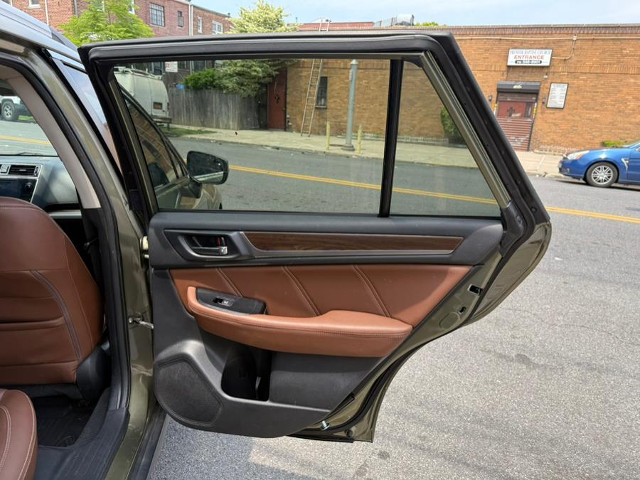 2018 Subaru Outback 3.6R Touring, available for sale in Brooklyn, New York | Worlds Best Auto Inc. Brooklyn, New York 2018 Subaru Outback 3.6R Touring, available for sale in Brooklyn, New York | Worlds Best Auto Inc. Brooklyn, New York