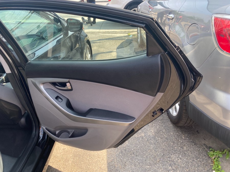 2015 Hyundai Elantra 4dr Sdn Auto Limited PZEV (Alabama Plant), available for sale in Middle Village, New York | Middle Village Motors . Middle Village, New York 2015 Hyundai Elantra 4dr Sdn Auto Limited PZEV (Alabama Plant), available for sale in Middle Village, New York | Middle Village Motors . Middle Village, New York