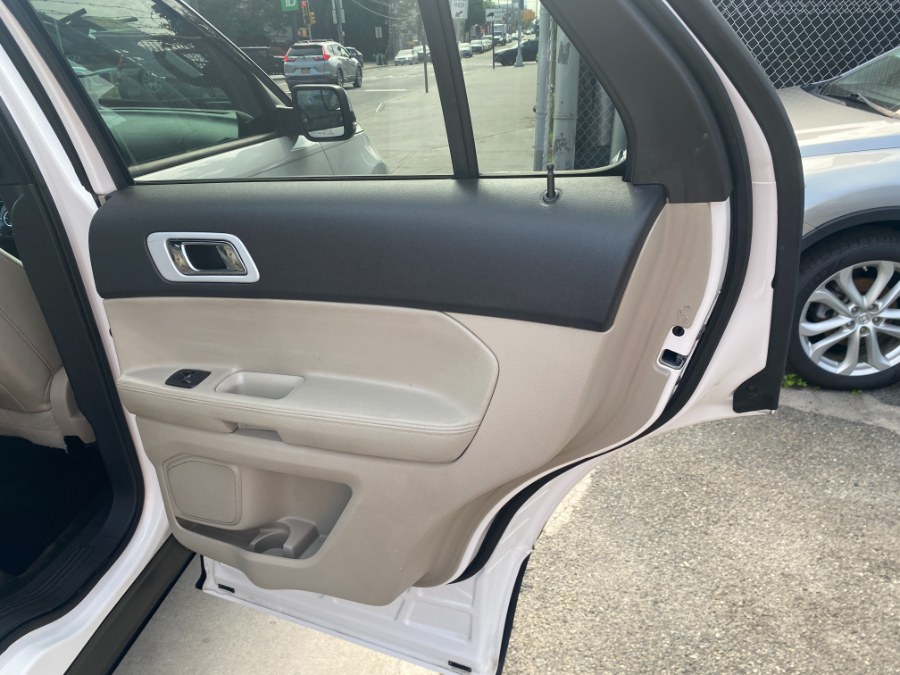 2011 Ford Explorer 4WD 4dr Limited, available for sale in Middle Village, New York | Middle Village Motors . Middle Village, New York 2011 Ford Explorer 4WD 4dr Limited, available for sale in Middle Village, New York | Middle Village Motors . Middle Village, New York