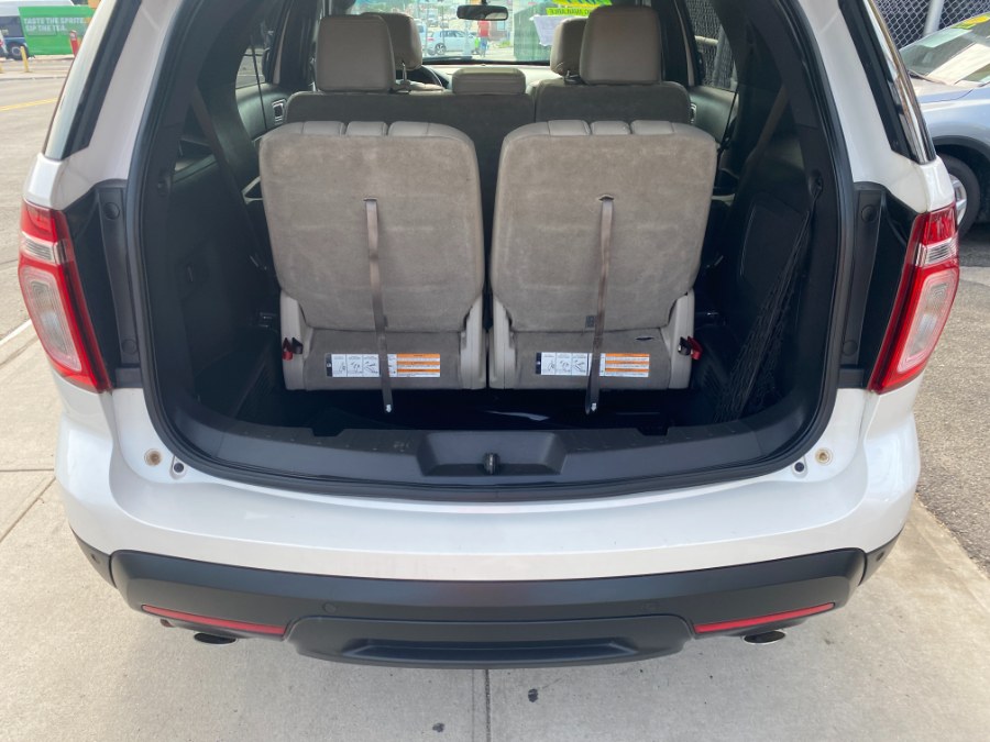 2011 Ford Explorer 4WD 4dr Limited, available for sale in Middle Village, New York | Middle Village Motors . Middle Village, New York 2011 Ford Explorer 4WD 4dr Limited, available for sale in Middle Village, New York | Middle Village Motors . Middle Village, New York