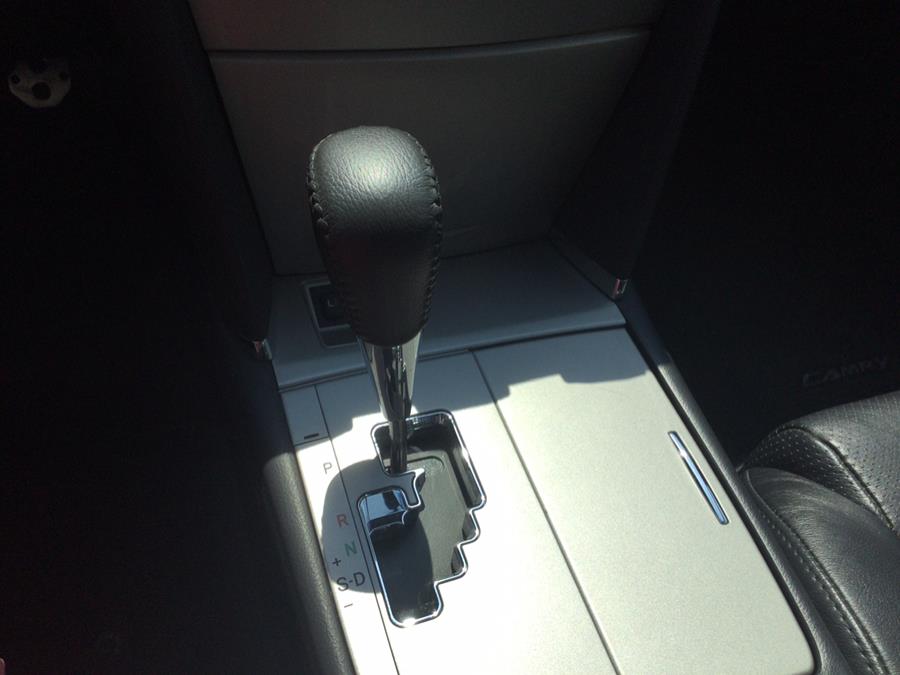 2011 Toyota Camry 4dr Sdn V6 Auto SE, available for sale in Plantsville, Connecticut | L&S Automotive LLC. Plantsville, Connecticut 2011 Toyota Camry 4dr Sdn V6 Auto SE, available for sale in Plantsville, Connecticut | L&S Automotive LLC. Plantsville, Connecticut