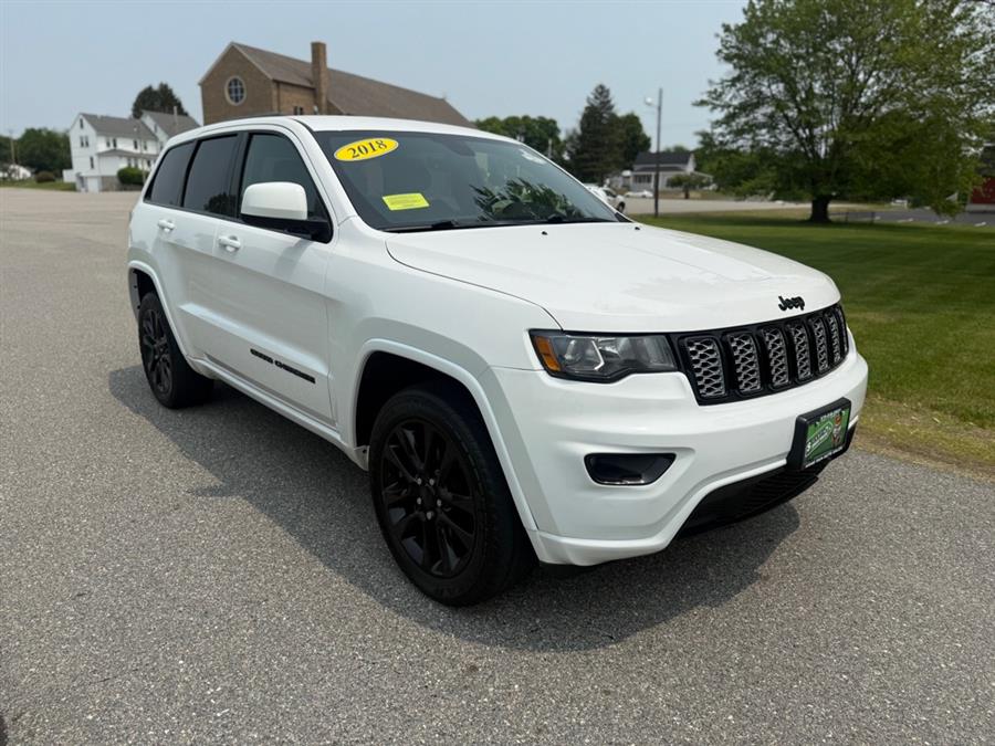 Used 2018 Jeep Grand Cherokee in Lawrence, Massachusetts | Home Run Auto Sales Inc. Lawrence, Massachusetts