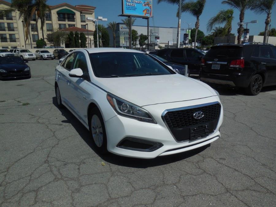 2016 Hyundai Sonata Hybrid 4dr Sdn SE, available for sale in Hawaiian Gardens, California | Luxe Motors. Hawaiian Gardens, California 2016 Hyundai Sonata Hybrid 4dr Sdn SE, available for sale in Hawaiian Gardens, California | Luxe Motors. Hawaiian Gardens, California