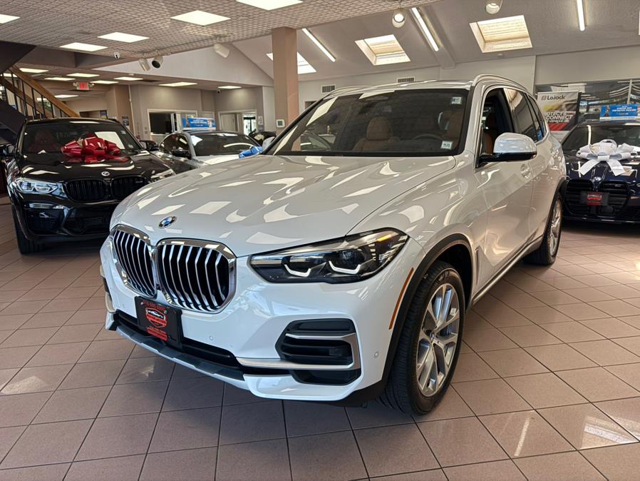 2023 BMW X5 xDrive40i Sports Activity Vehicle, available for sale in Massapequa Park, New York | Power Motors East. Massapequa Park, New York 2023 BMW X5 xDrive40i Sports Activity Vehicle, available for sale in Massapequa Park, New York | Power Motors East. Massapequa Park, New York