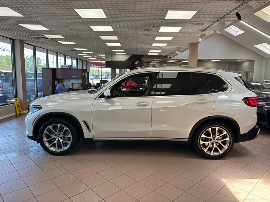 2023 BMW X5 xDrive40i Sports Activity Vehicle, available for sale in Massapequa Park, New York | Power Motors East. Massapequa Park, New York 2023 BMW X5 xDrive40i Sports Activity Vehicle, available for sale in Massapequa Park, New York | Power Motors East. Massapequa Park, New York