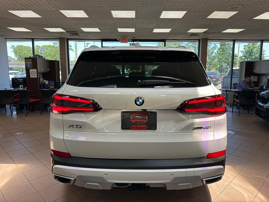 2023 BMW X5 xDrive40i Sports Activity Vehicle, available for sale in Massapequa Park, New York | Power Motors East. Massapequa Park, New York 2023 BMW X5 xDrive40i Sports Activity Vehicle, available for sale in Massapequa Park, New York | Power Motors East. Massapequa Park, New York