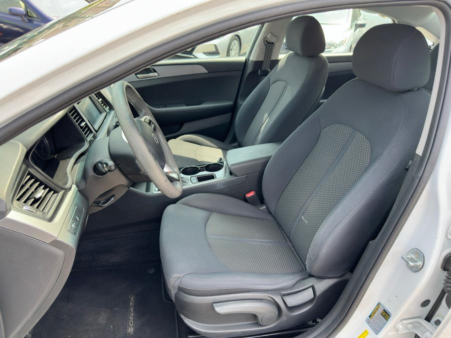 2018 Hyundai Sonata SE 2.4L SULEV, available for sale in Irvington , New Jersey | Auto Haus of Irvington Corp. Irvington , New Jersey 2018 Hyundai Sonata SE 2.4L SULEV, available for sale in Irvington , New Jersey | Auto Haus of Irvington Corp. Irvington , New Jersey