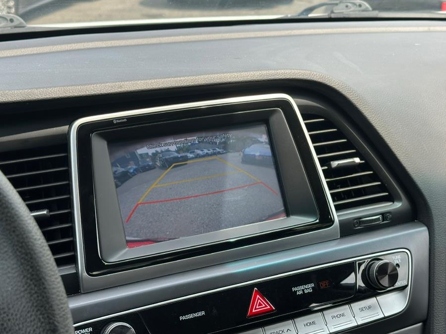 2018 Hyundai Sonata SE 2.4L SULEV, available for sale in Irvington , New Jersey | Auto Haus of Irvington Corp. Irvington , New Jersey 2018 Hyundai Sonata SE 2.4L SULEV, available for sale in Irvington , New Jersey | Auto Haus of Irvington Corp. Irvington , New Jersey