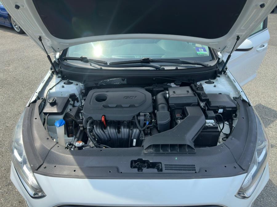 2018 Hyundai Sonata SE 2.4L SULEV, available for sale in Irvington , New Jersey | Auto Haus of Irvington Corp. Irvington , New Jersey 2018 Hyundai Sonata SE 2.4L SULEV, available for sale in Irvington , New Jersey | Auto Haus of Irvington Corp. Irvington , New Jersey
