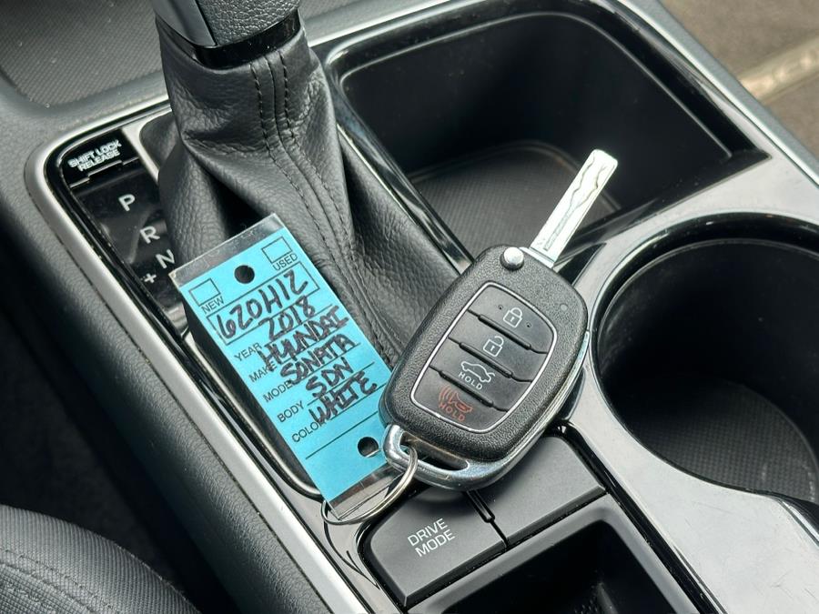 2018 Hyundai Sonata SE 2.4L SULEV, available for sale in Irvington , New Jersey | Auto Haus of Irvington Corp. Irvington , New Jersey 2018 Hyundai Sonata SE 2.4L SULEV, available for sale in Irvington , New Jersey | Auto Haus of Irvington Corp. Irvington , New Jersey