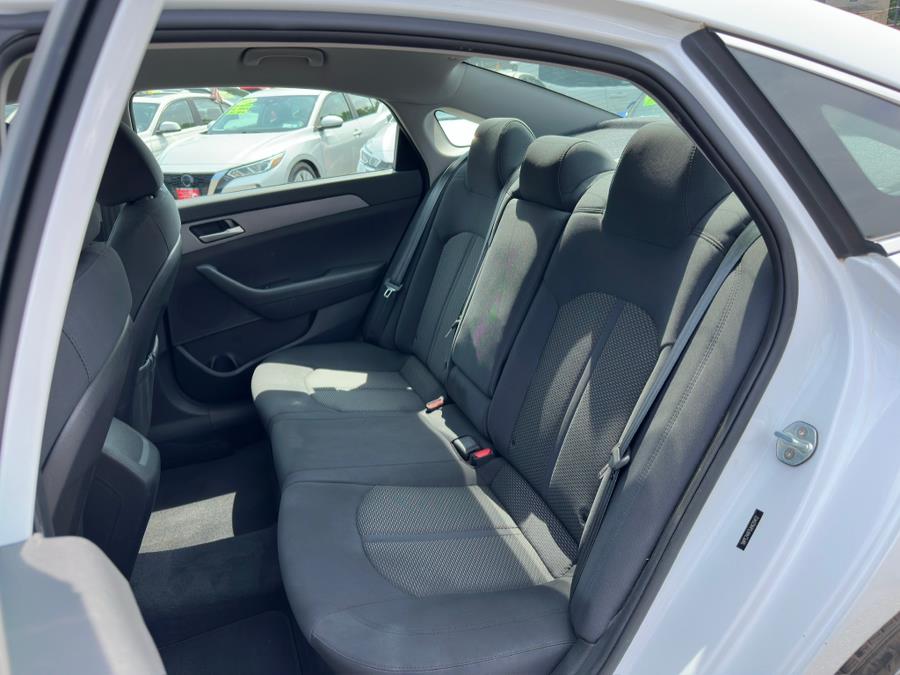 2018 Hyundai Sonata SE 2.4L SULEV, available for sale in Irvington , New Jersey | Auto Haus of Irvington Corp. Irvington , New Jersey 2018 Hyundai Sonata SE 2.4L SULEV, available for sale in Irvington , New Jersey | Auto Haus of Irvington Corp. Irvington , New Jersey