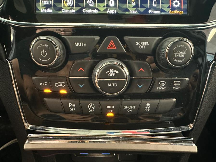 2021 Jeep Grand Cherokee Laredo X 4x4, available for sale in Inwood, New York | 5 Towns Drive. Inwood, New York 2021 Jeep Grand Cherokee Laredo X 4x4, available for sale in Inwood, New York | 5 Towns Drive. Inwood, New York