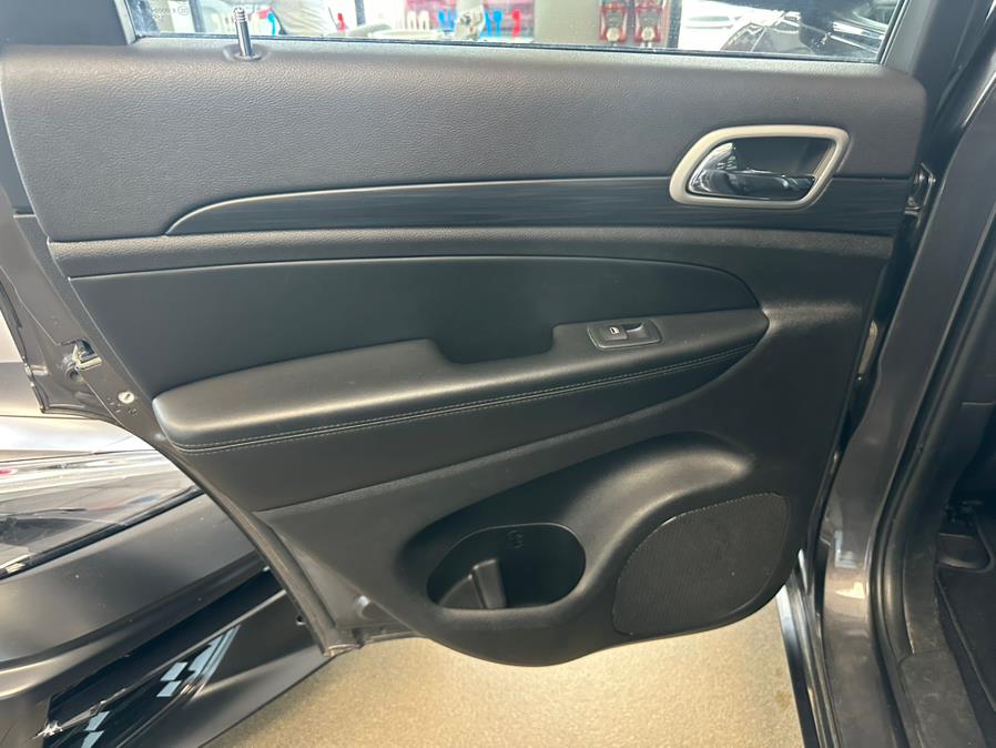 2021 Jeep Grand Cherokee Laredo X 4x4, available for sale in Inwood, New York | 5 Towns Drive. Inwood, New York 2021 Jeep Grand Cherokee Laredo X 4x4, available for sale in Inwood, New York | 5 Towns Drive. Inwood, New York