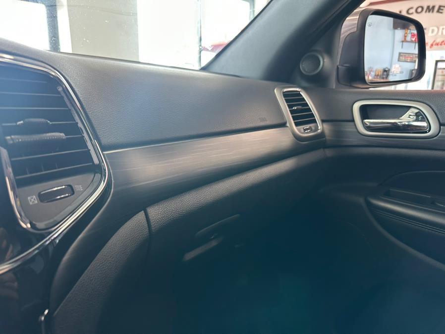 2021 Jeep Grand Cherokee Laredo X 4x4, available for sale in Inwood, New York | 5 Towns Drive. Inwood, New York 2021 Jeep Grand Cherokee Laredo X 4x4, available for sale in Inwood, New York | 5 Towns Drive. Inwood, New York