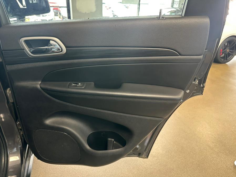 2021 Jeep Grand Cherokee Laredo X 4x4, available for sale in Inwood, New York | 5 Towns Drive. Inwood, New York 2021 Jeep Grand Cherokee Laredo X 4x4, available for sale in Inwood, New York | 5 Towns Drive. Inwood, New York