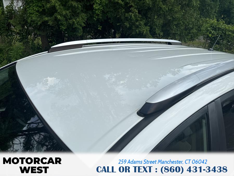 2015 Toyota RAV4 AWD 4dr LE (Natl), available for sale in Manchester, Connecticut | Motorcar West. Manchester, Connecticut 2015 Toyota RAV4 AWD 4dr LE (Natl), available for sale in Manchester, Connecticut | Motorcar West. Manchester, Connecticut