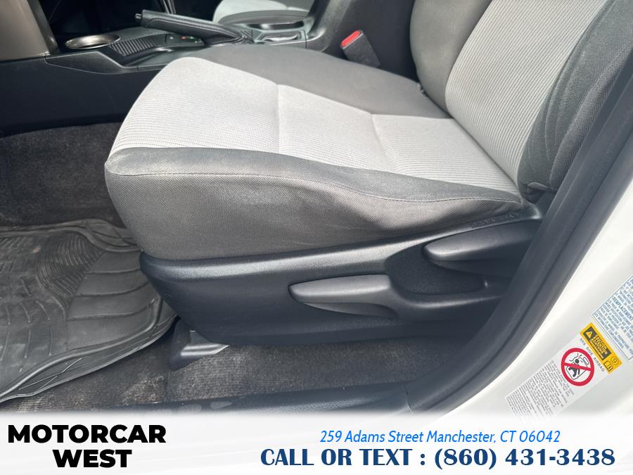 2015 Toyota RAV4 AWD 4dr LE (Natl), available for sale in Manchester, Connecticut | Motorcar West. Manchester, Connecticut 2015 Toyota RAV4 AWD 4dr LE (Natl), available for sale in Manchester, Connecticut | Motorcar West. Manchester, Connecticut