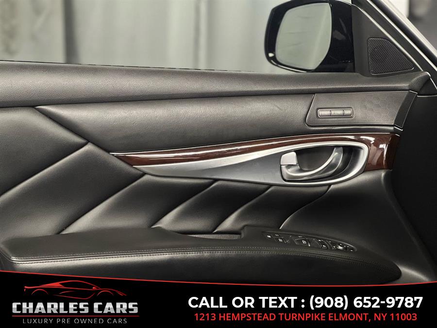 2019 Infiniti Q70l 3.7 Luxe, available for sale in Elmont, New York | Charles Cars. Elmont, New York 2019 Infiniti Q70l 3.7 Luxe, available for sale in Elmont, New York | Charles Cars. Elmont, New York