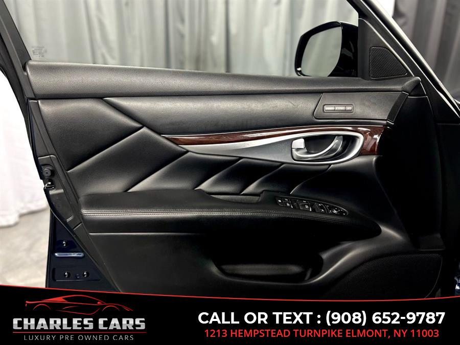 2019 Infiniti Q70l 3.7 Luxe, available for sale in Elmont, New York | Charles Cars. Elmont, New York 2019 Infiniti Q70l 3.7 Luxe, available for sale in Elmont, New York | Charles Cars. Elmont, New York