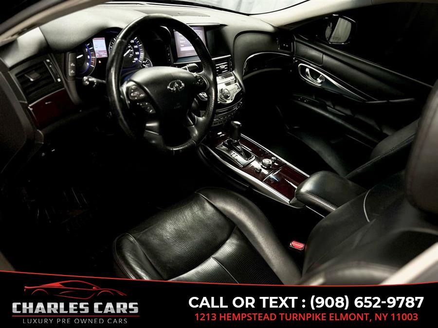 2019 Infiniti Q70l 3.7 Luxe, available for sale in Elmont, New York | Charles Cars. Elmont, New York 2019 Infiniti Q70l 3.7 Luxe, available for sale in Elmont, New York | Charles Cars. Elmont, New York