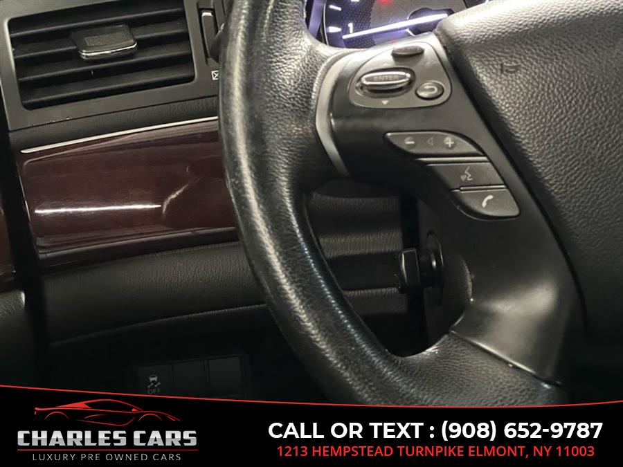 2019 Infiniti Q70l 3.7 Luxe, available for sale in Elmont, New York | Charles Cars. Elmont, New York 2019 Infiniti Q70l 3.7 Luxe, available for sale in Elmont, New York | Charles Cars. Elmont, New York