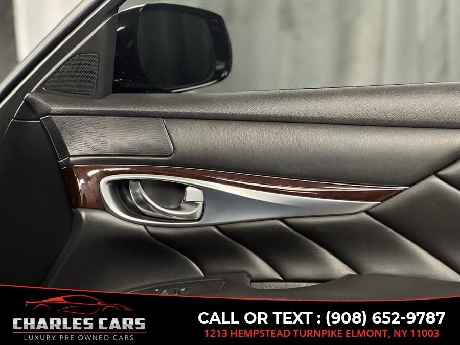 2019 Infiniti Q70l 3.7 Luxe, available for sale in Elmont, New York | Charles Cars. Elmont, New York 2019 Infiniti Q70l 3.7 Luxe, available for sale in Elmont, New York | Charles Cars. Elmont, New York