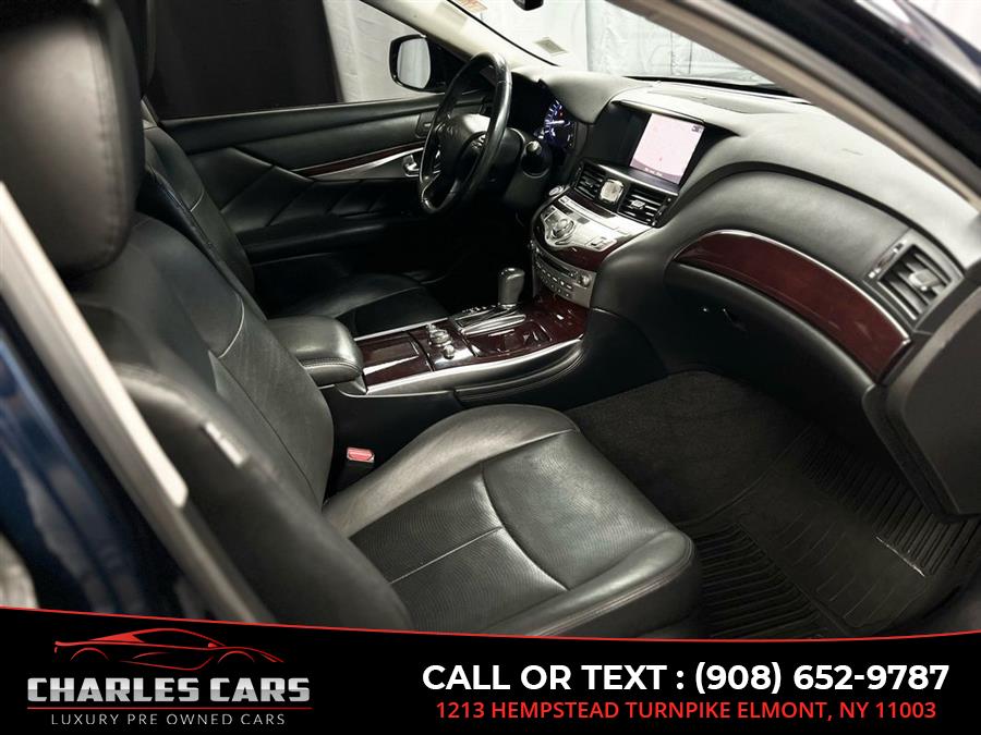 2019 Infiniti Q70l 3.7 Luxe, available for sale in Elmont, New York | Charles Cars. Elmont, New York 2019 Infiniti Q70l 3.7 Luxe, available for sale in Elmont, New York | Charles Cars. Elmont, New York