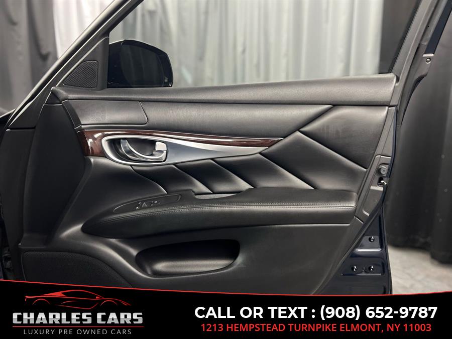 2019 Infiniti Q70l 3.7 Luxe, available for sale in Elmont, New York | Charles Cars. Elmont, New York 2019 Infiniti Q70l 3.7 Luxe, available for sale in Elmont, New York | Charles Cars. Elmont, New York