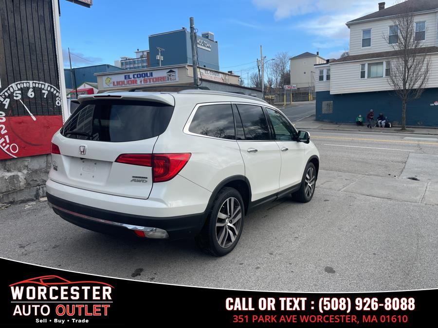 2016 Honda Pilot AWD 4dr Touring w/RES & Navi, available for sale in Worcester, Massachusetts | Worcester Auto Outlet LLC. Worcester, Massachusetts 2016 Honda Pilot AWD 4dr Touring w/RES & Navi, available for sale in Worcester, Massachusetts | Worcester Auto Outlet LLC. Worcester, Massachusetts