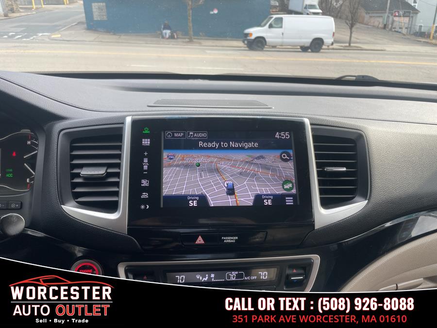 2016 Honda Pilot AWD 4dr Touring w/RES & Navi, available for sale in Worcester, Massachusetts | Worcester Auto Outlet LLC. Worcester, Massachusetts 2016 Honda Pilot AWD 4dr Touring w/RES & Navi, available for sale in Worcester, Massachusetts | Worcester Auto Outlet LLC. Worcester, Massachusetts