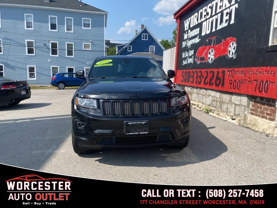 2015 Jeep Grand Cherokee 4WD 4dr Altitude, available for sale in Worcester, Massachusetts | Worcester Auto Outlet LLC. Worcester, Massachusetts 2015 Jeep Grand Cherokee 4WD 4dr Altitude, available for sale in Worcester, Massachusetts | Worcester Auto Outlet LLC. Worcester, Massachusetts