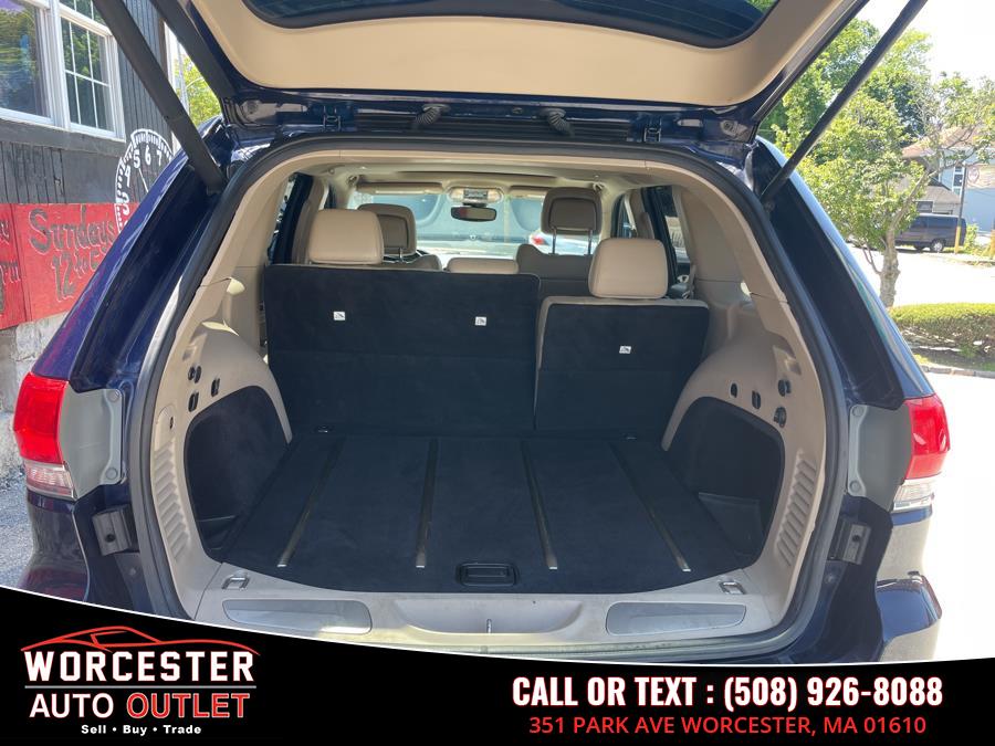 2017 Jeep Grand Cherokee Limited 4x4, available for sale in Worcester, Massachusetts | Worcester Auto Outlet LLC. Worcester, Massachusetts 2017 Jeep Grand Cherokee Limited 4x4, available for sale in Worcester, Massachusetts | Worcester Auto Outlet LLC. Worcester, Massachusetts