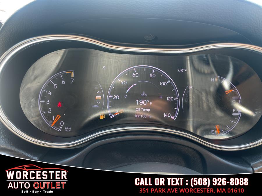 2017 Jeep Grand Cherokee Limited 4x4, available for sale in Worcester, Massachusetts | Worcester Auto Outlet LLC. Worcester, Massachusetts 2017 Jeep Grand Cherokee Limited 4x4, available for sale in Worcester, Massachusetts | Worcester Auto Outlet LLC. Worcester, Massachusetts