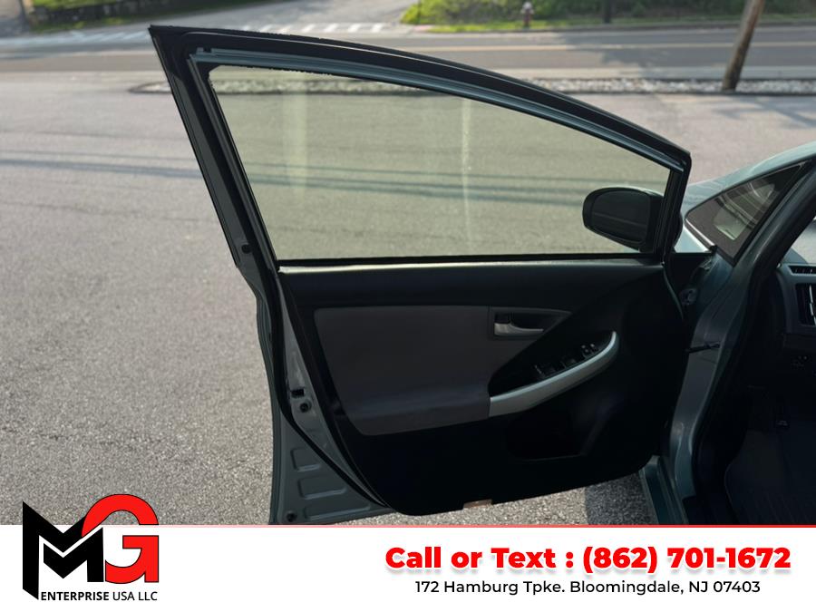 2015 Toyota Prius Plug-In 5dr HB Advanced (Natl), available for sale in Bloomingdale, New Jersey | MG Enterprise USA. Bloomingdale, New Jersey 2015 Toyota Prius Plug-In 5dr HB Advanced (Natl), available for sale in Bloomingdale, New Jersey | MG Enterprise USA. Bloomingdale, New Jersey