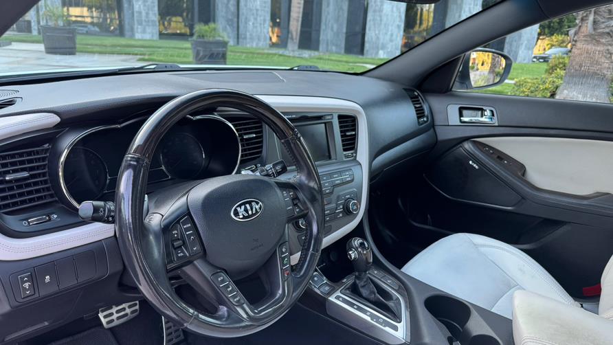 2013 Kia Optima 4dr Sdn SXl, available for sale in Tustin, California | Carox LLC. Tustin, California 2013 Kia Optima 4dr Sdn SXl, available for sale in Tustin, California | Carox LLC. Tustin, California