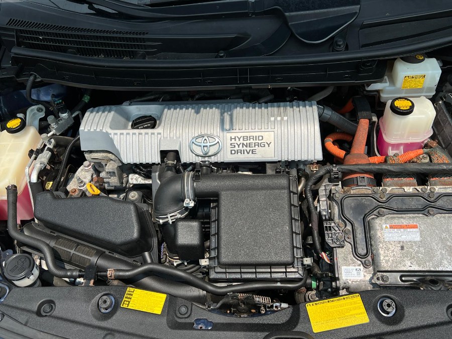 2012 Toyota Prius 5dr HB Three (Natl), available for sale in Lindenhurst, New York | Cargenic Automotive. Lindenhurst, New York 2012 Toyota Prius 5dr HB Three (Natl), available for sale in Lindenhurst, New York | Cargenic Automotive. Lindenhurst, New York
