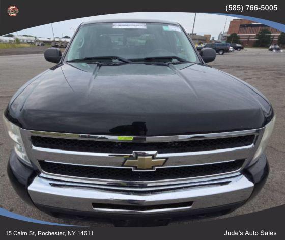 2011 Chevrolet Silverado 1500 Crew Cab LT Pickup 4D 5 3/4 ft, available for sale in Wolcott, New York | Auto Hunter CNY. Wolcott, New York 2011 Chevrolet Silverado 1500 Crew Cab LT Pickup 4D 5 3/4 ft, available for sale in Wolcott, New York | Auto Hunter CNY. Wolcott, New York