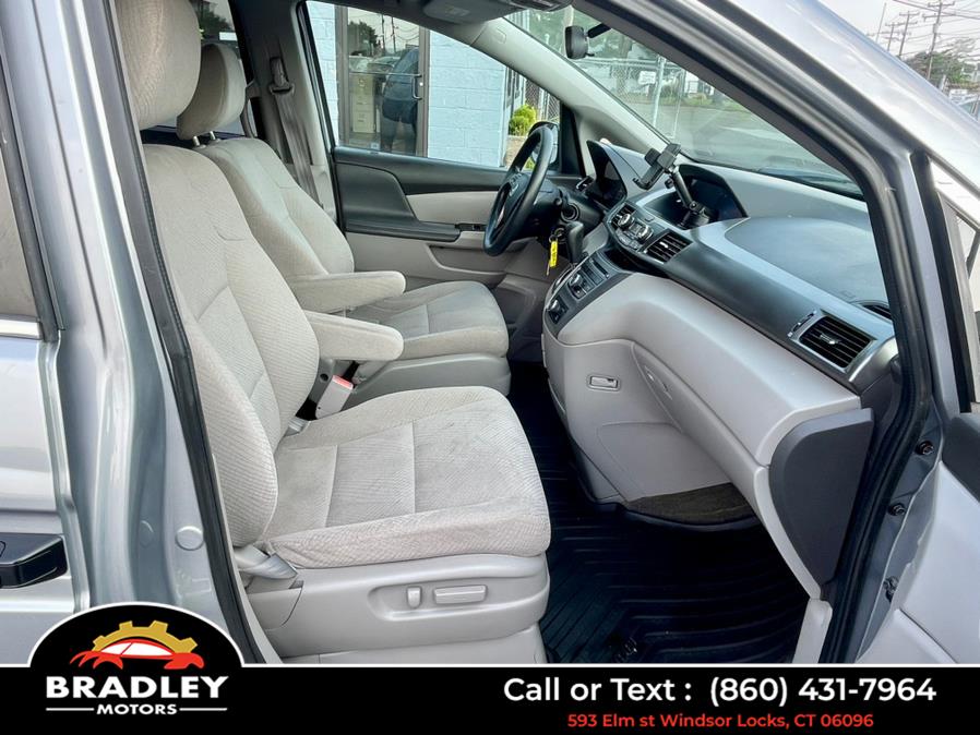 2016 Honda Odyssey LX, available for sale in Windsor Locks, Connecticut | Bradley Motors Inc. Windsor Locks, Connecticut 2016 Honda Odyssey LX, available for sale in Windsor Locks, Connecticut | Bradley Motors Inc. Windsor Locks, Connecticut