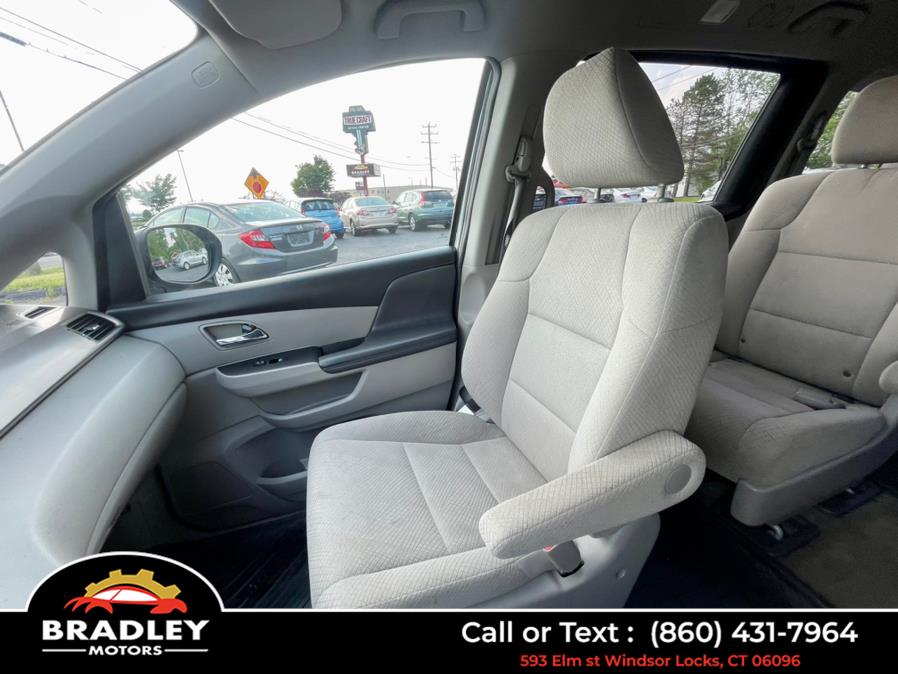 2016 Honda Odyssey LX, available for sale in Windsor Locks, Connecticut | Bradley Motors Inc. Windsor Locks, Connecticut 2016 Honda Odyssey LX, available for sale in Windsor Locks, Connecticut | Bradley Motors Inc. Windsor Locks, Connecticut