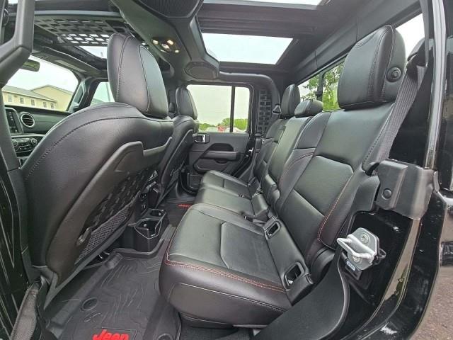 2020 Jeep Gladiator Rubicon Medium Bed 4WD, available for sale in Yonkers, New York | Westchester Auto Group. Yonkers, New York 2020 Jeep Gladiator Rubicon Medium Bed 4WD, available for sale in Yonkers, New York | Westchester Auto Group. Yonkers, New York