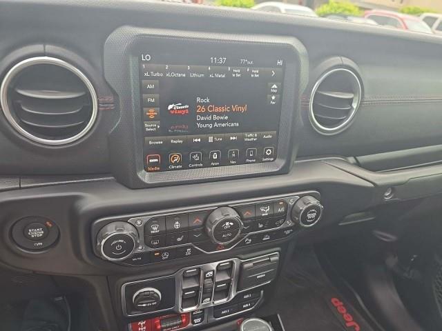 2020 Jeep Gladiator Rubicon Medium Bed 4WD, available for sale in Yonkers, New York | Westchester Auto Group. Yonkers, New York 2020 Jeep Gladiator Rubicon Medium Bed 4WD, available for sale in Yonkers, New York | Westchester Auto Group. Yonkers, New York