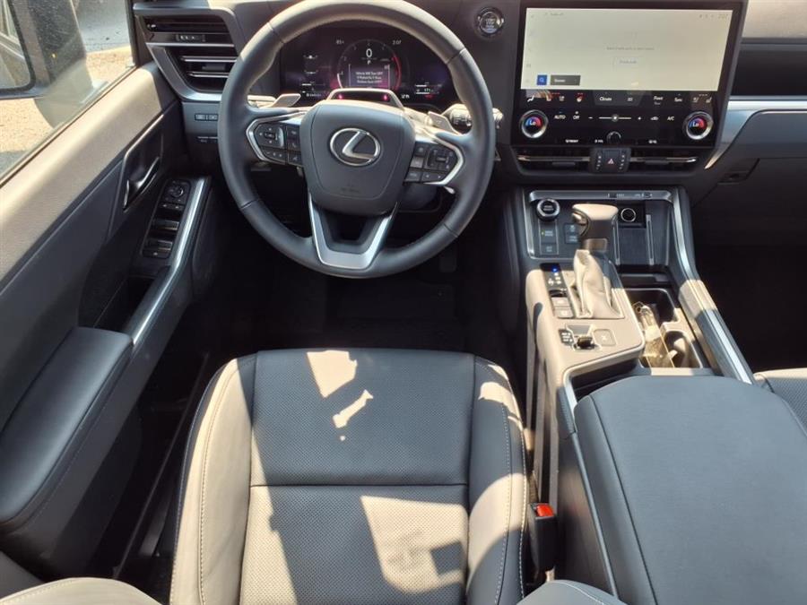 2024 Lexus GX GX 550 Premium+ 4WD, available for sale in Flushing, New York | Silverline Auto Group. Flushing, New York 2024 Lexus GX GX 550 Premium+ 4WD, available for sale in Flushing, New York | Silverline Auto Group. Flushing, New York