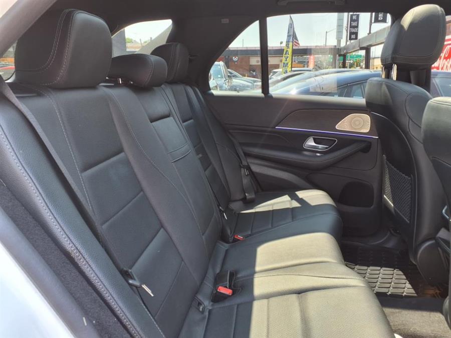 2022 Mercedes-Benz GLE GLE 350 4MATIC SUV, available for sale in Flushing, New York | Silverline Auto Group. Flushing, New York 2022 Mercedes-Benz GLE GLE 350 4MATIC SUV, available for sale in Flushing, New York | Silverline Auto Group. Flushing, New York