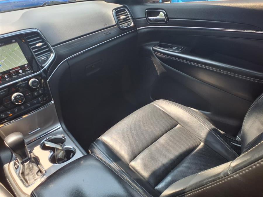 2021 Jeep Grand Cherokee Limited 4x4, available for sale in Flushing, New York | Silverline Auto Group. Flushing, New York 2021 Jeep Grand Cherokee Limited 4x4, available for sale in Flushing, New York | Silverline Auto Group. Flushing, New York