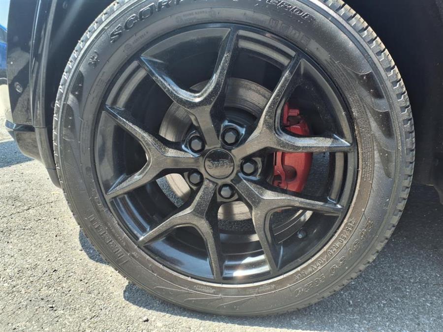 2021 Jeep Grand Cherokee Limited 4x4, available for sale in Flushing, New York | Silverline Auto Group. Flushing, New York 2021 Jeep Grand Cherokee Limited 4x4, available for sale in Flushing, New York | Silverline Auto Group. Flushing, New York