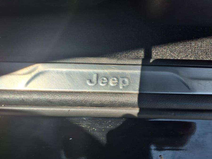 2021 Jeep Grand Cherokee Limited 4x4, available for sale in Flushing, New York | Silverline Auto Group. Flushing, New York 2021 Jeep Grand Cherokee Limited 4x4, available for sale in Flushing, New York | Silverline Auto Group. Flushing, New York